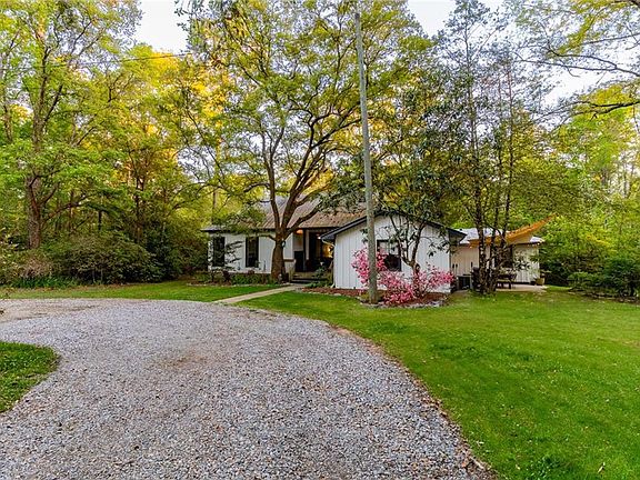 3rd image of 24254 Lowe Davis Rd