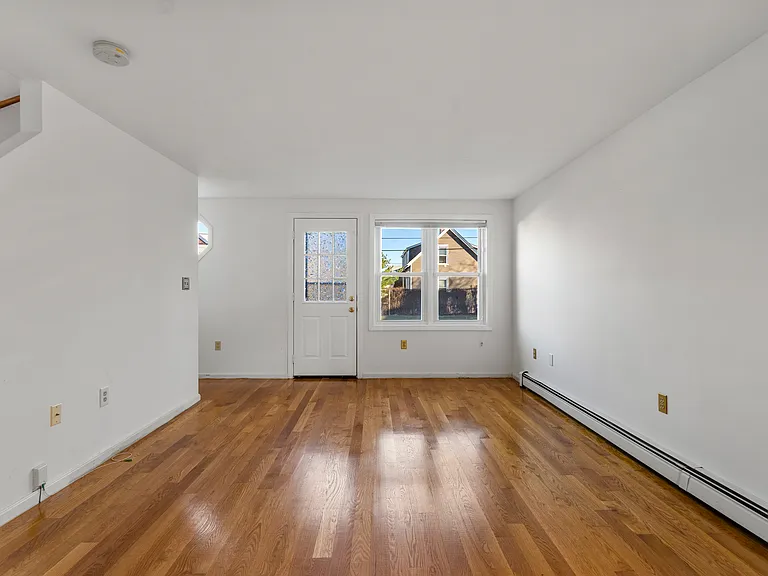 22 Mount B1 Vernon — Photo 13