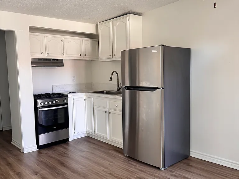 Casa Flores Apartments — Photo 7