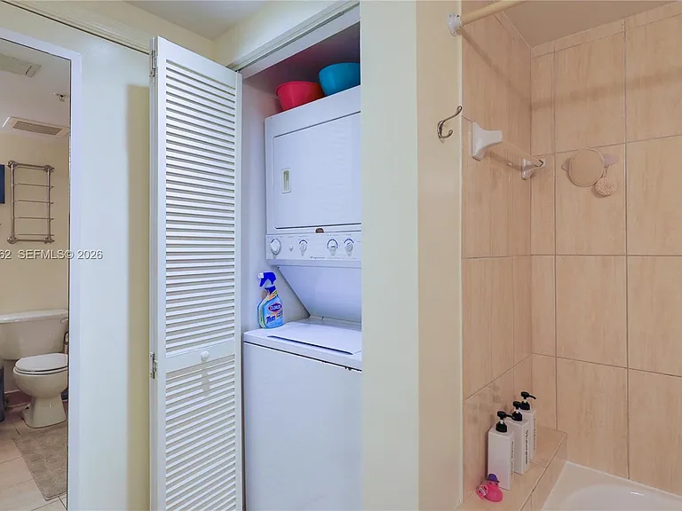 1750 N Bayshore Dr #1711 — Photo 13
