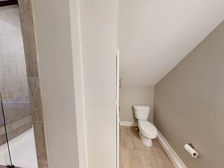 3726 Washington | Charming Updated Apartment — Photo 18
