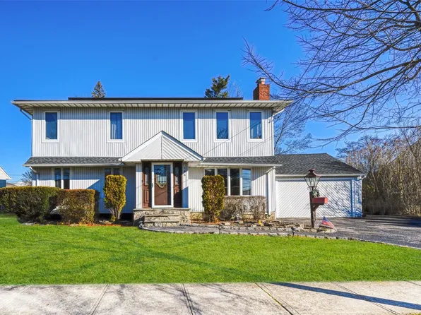 186 Maple Avenue, Bethpage, NY 11714