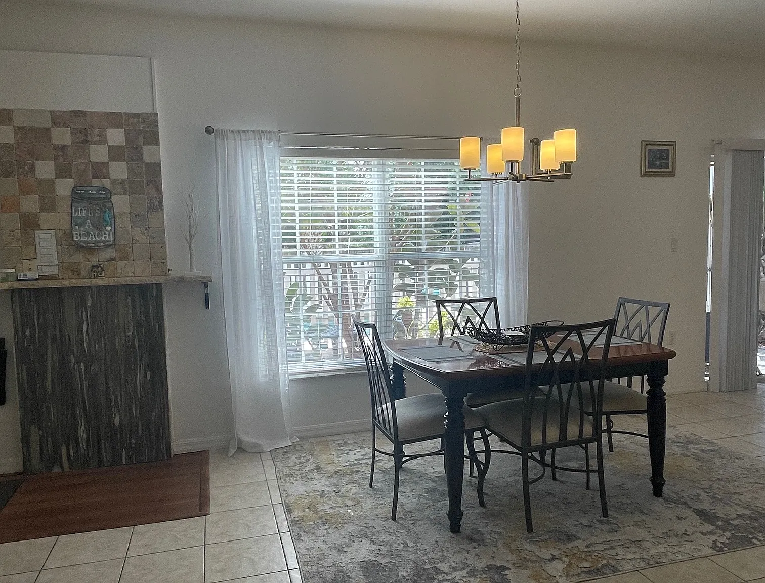 2 bed, 1000 sqft, $3,500 — Photo 4