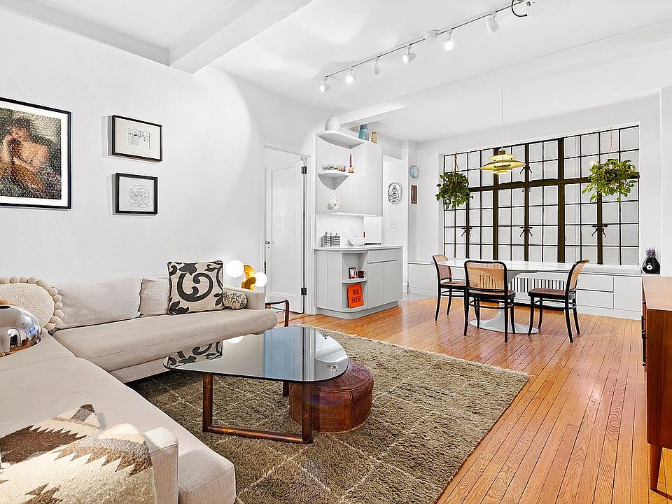 1st image of 21 E 10th St APT 5A