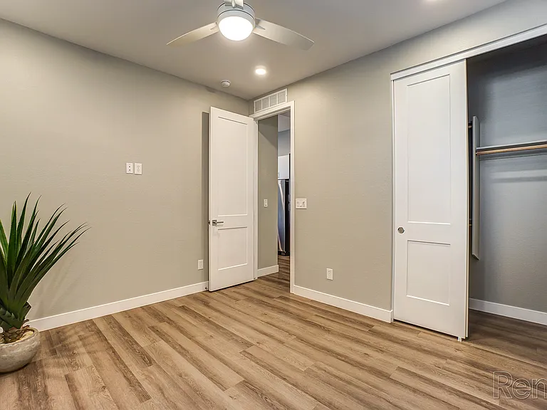 Spacious Bedroom | Prescott Valley AZ Apartment Homes | The Flats at Jasper