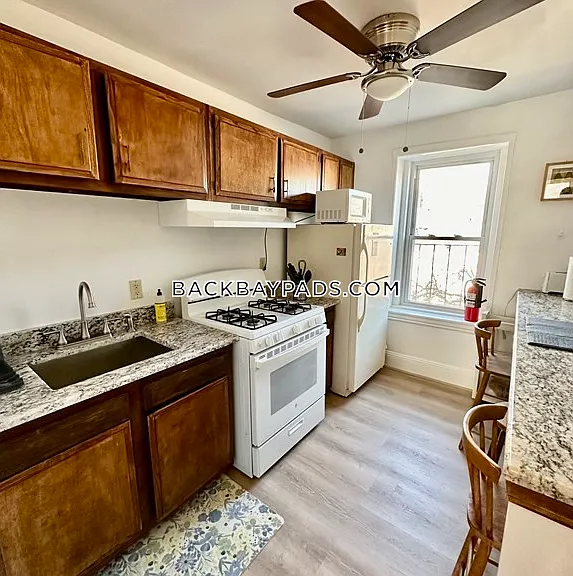 2 Durham St #PENTHOUSE — Photo 10