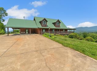 234 Piney Grove Cir, Lenoir, NC 28645
