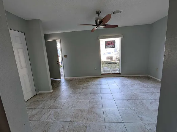 11356 Bedford Oaks Dr, Jacksonville, FL 32225