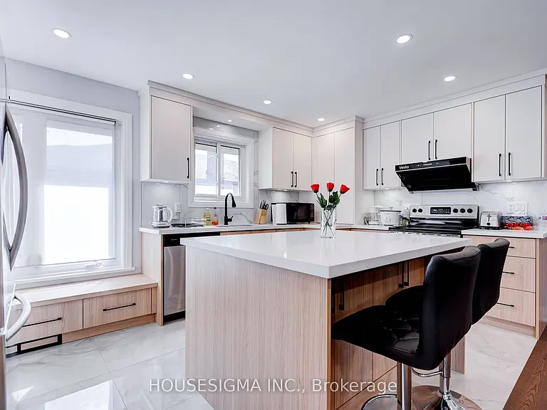 28 Earlton Rd — Photo 3