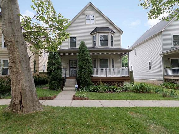 4th image of 1825 Corning Ave