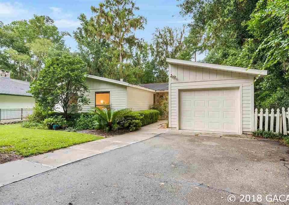 1st image of 11401 NW 71st Way