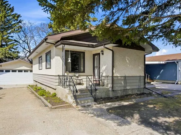4306 E 55th Ave, Olds, AB T4H 1B5