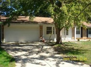 6919 Pine Valley Dr, Glenn Dale, MD 20769