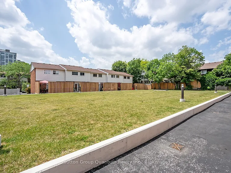 61 Sarah Ln #24 — Photo 18