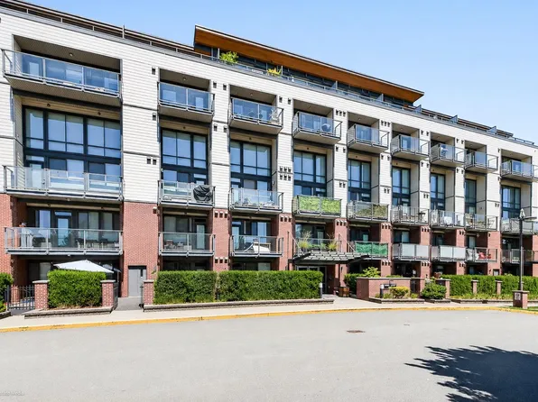 3080 Gladwin Rd #111, Abbotsford, BC V2T 0G3