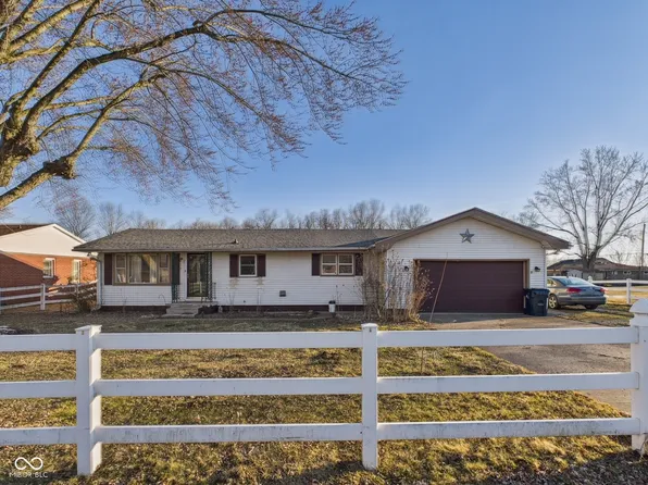 619 Belzer Dr, Anderson, IN 46011