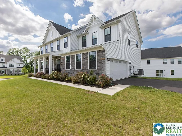 8548 Lafayette Ln — Photo 9