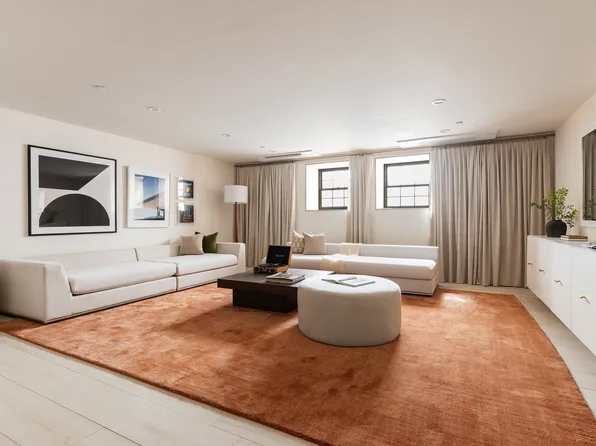 668 Baltic Street image 18 of 21