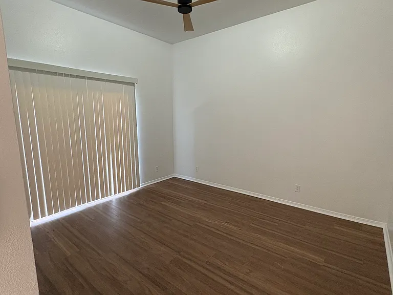 6446 Palm View Ave — Photo 11