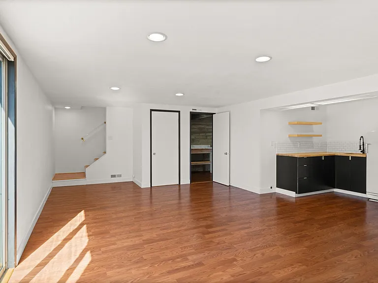560 N Keene Way Dr — Photo 34