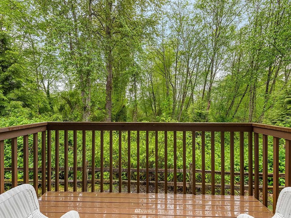 1st image of 9217 122nd Ct NE APT B007