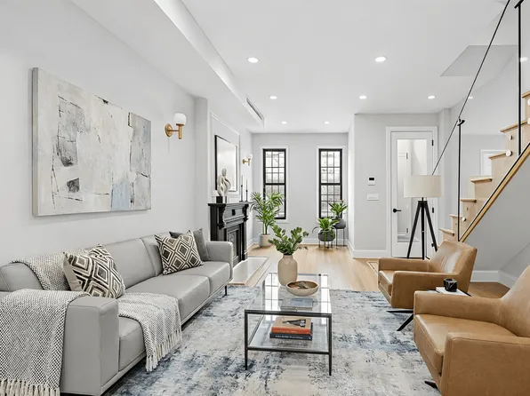 1373 Park Place image 1 of 16