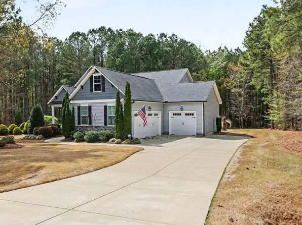 35 Carriden Dr, Youngsville, NC 27596