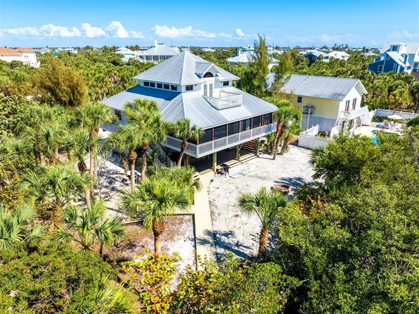 51 Palm Dr, Placida, FL 33946