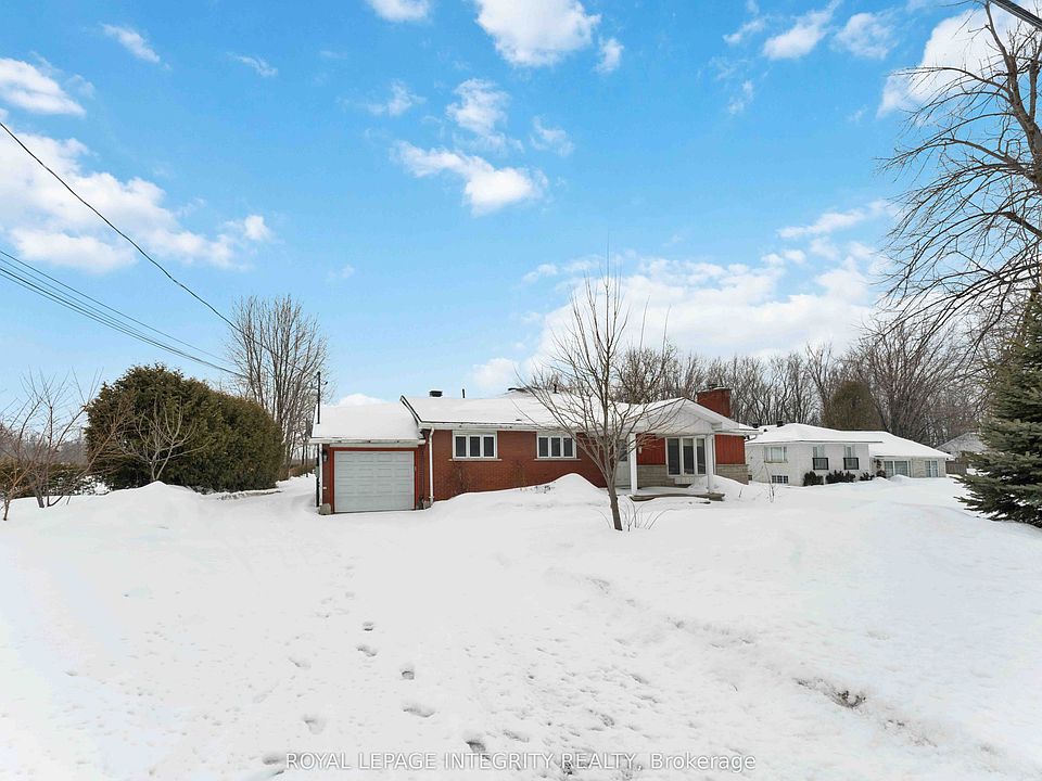 1st image of 4670 Fallowfield Rd