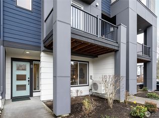 23712 8th Dr SE UNIT B, Bothell, WA 98021