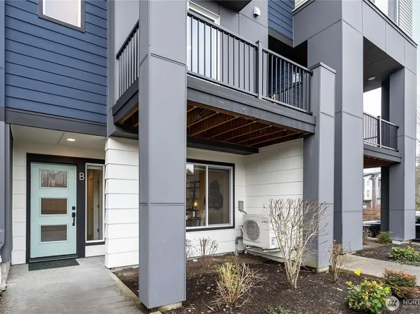 23712 8th Drive SE #B, Bothell, WA 98021