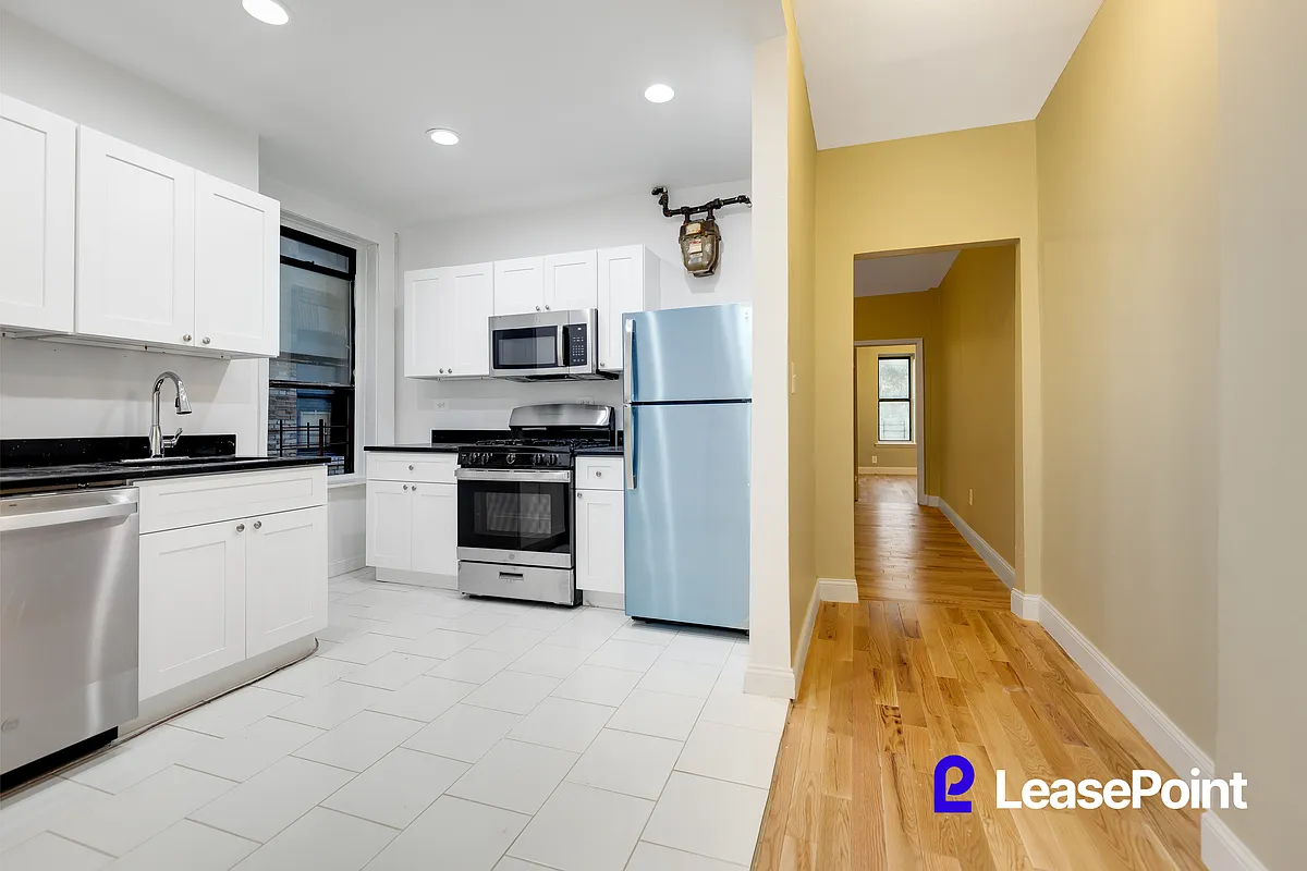 Building Photo - 473 W 158th St #74
