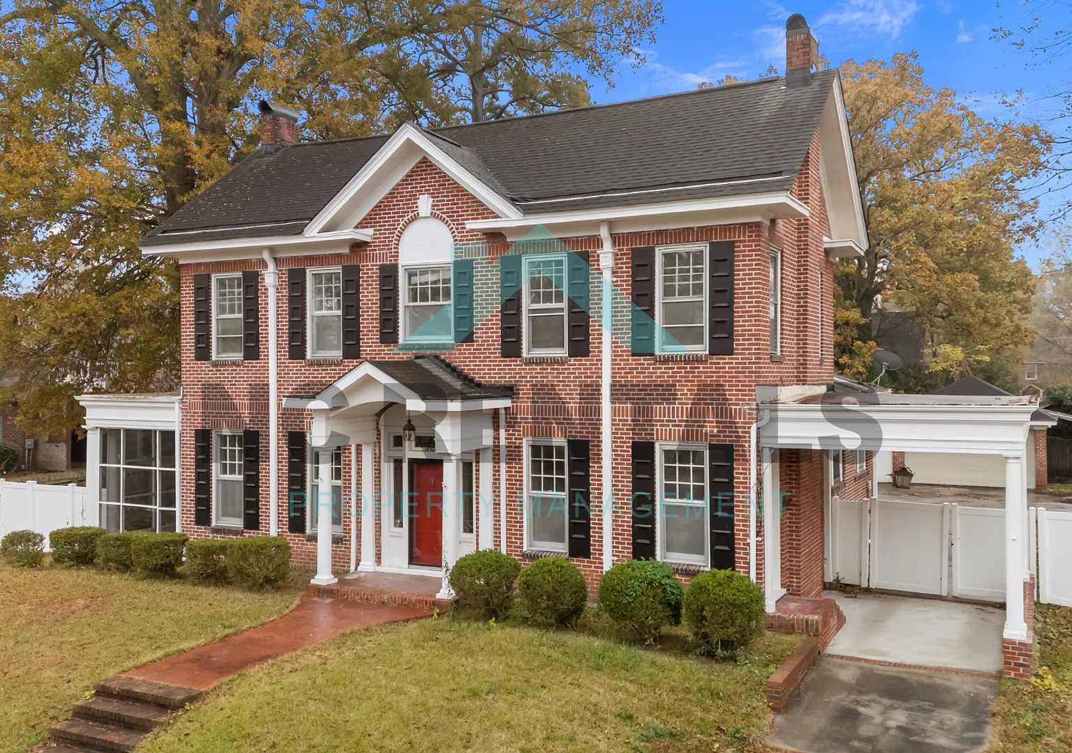Spacious 4-Bedroom Home In Rocky Mount Available Now! — Photo 2