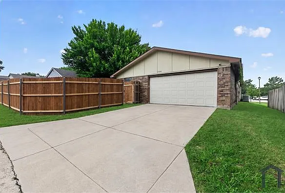 4 bed, 2085 sqft, $3,750 — Photo 4