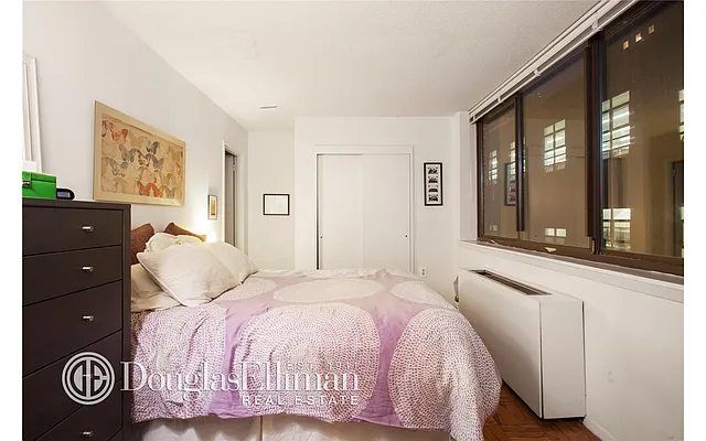 Rented by Douglas Elliman | media 16