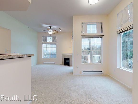 5th image of 21077 40th Pl S Unit E-6