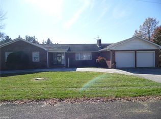 71 Glade Valley Church Rd, Glade Valley, NC 28627