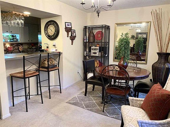 4th image of 3990 Grahamdale Cir