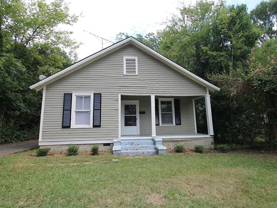 338 Ebenezer Ave