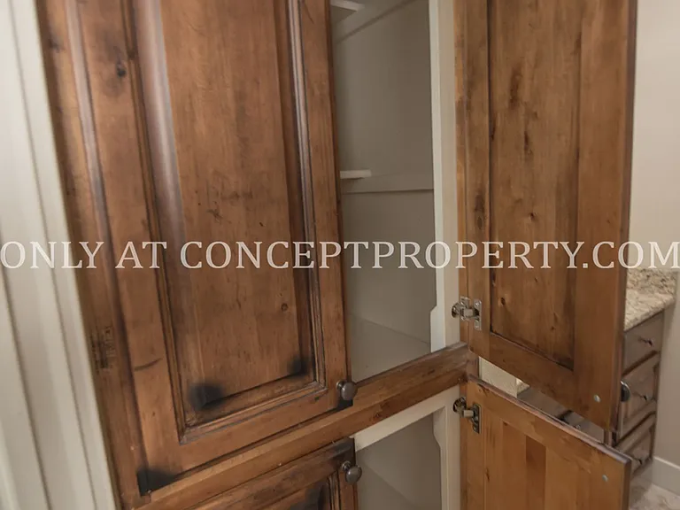 Cottonwood Heights — Photo 27