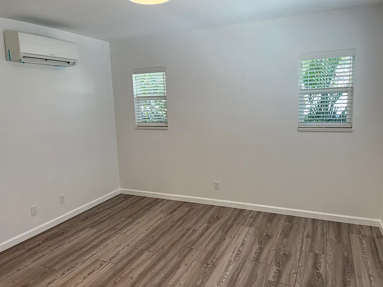 838 18th Ave — Photo 18