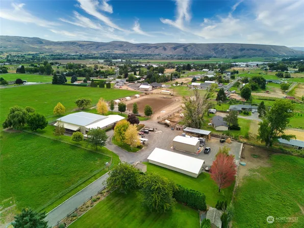 830 Nagler Road, Selah, WA 98942