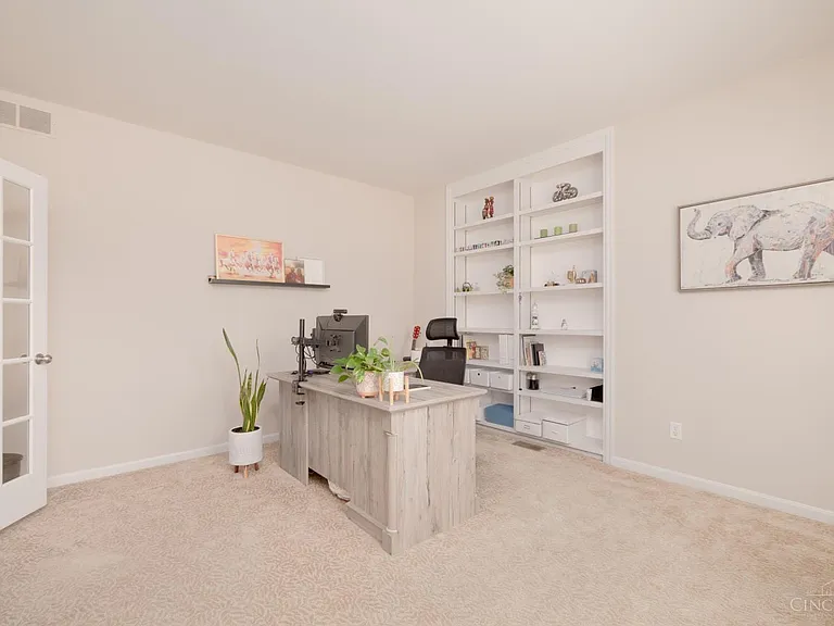 4646 Lakeridge Ct — Photo 8