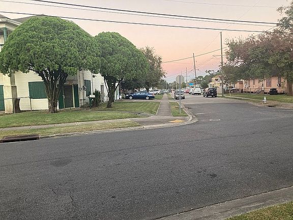 5th image of 4050 Clematis St