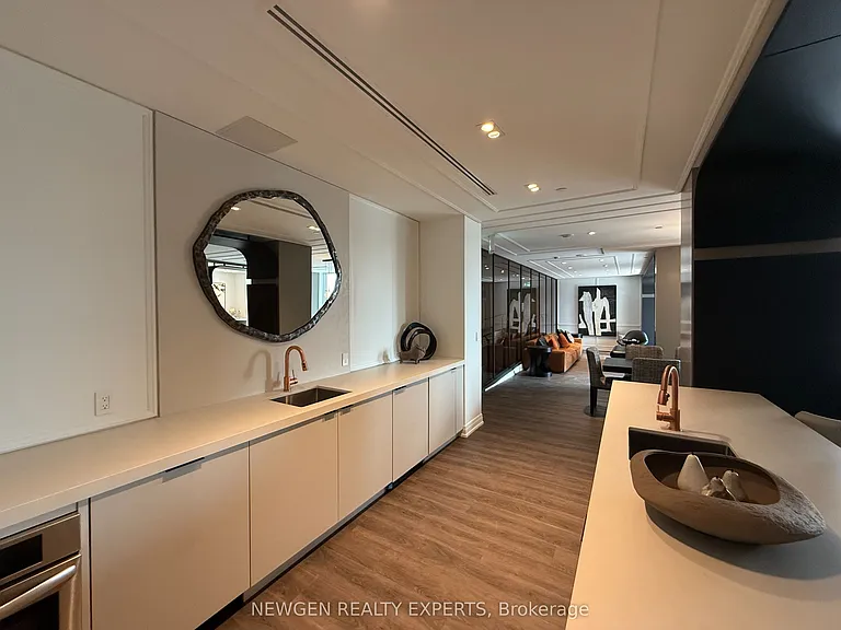 556 Marlee Ave #912 — Photo 30