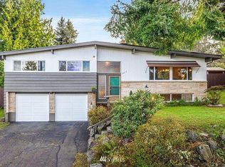 9810 Ashworth Ave N, Seattle, WA 98133