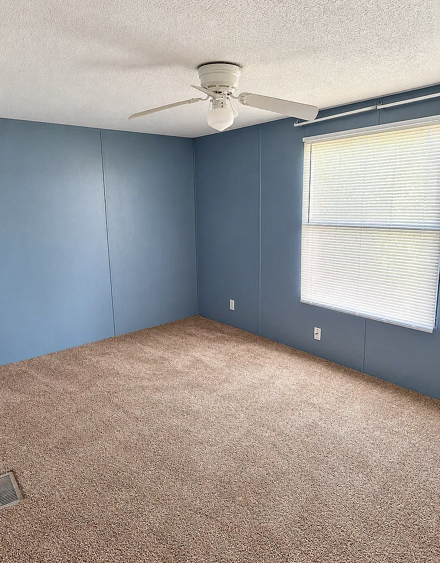3 bed, 1216 sqft, $945 — Photo 4