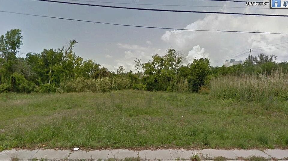 2nd image of 389 Lee St