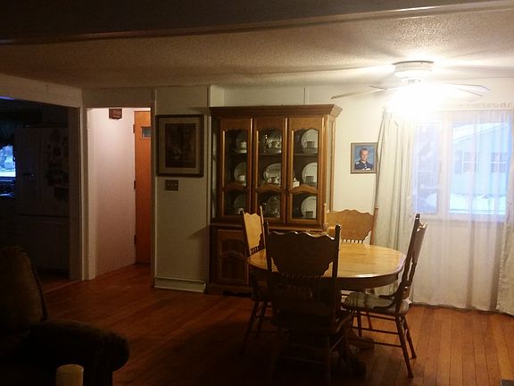 3rd image of 222 Jefferson Ave