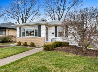 1117 Waverly Pl, Joliet, IL 60435